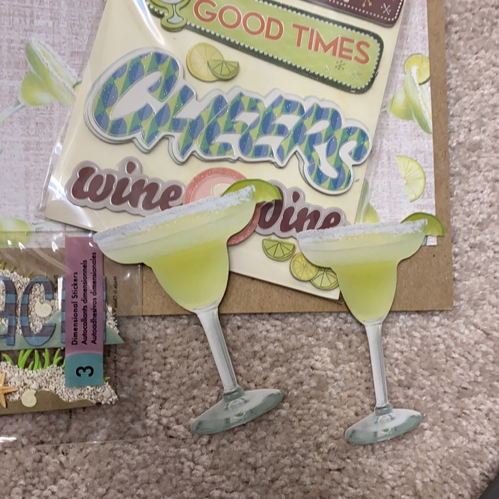 Scrapbooking bundle - Picture 4 of 4